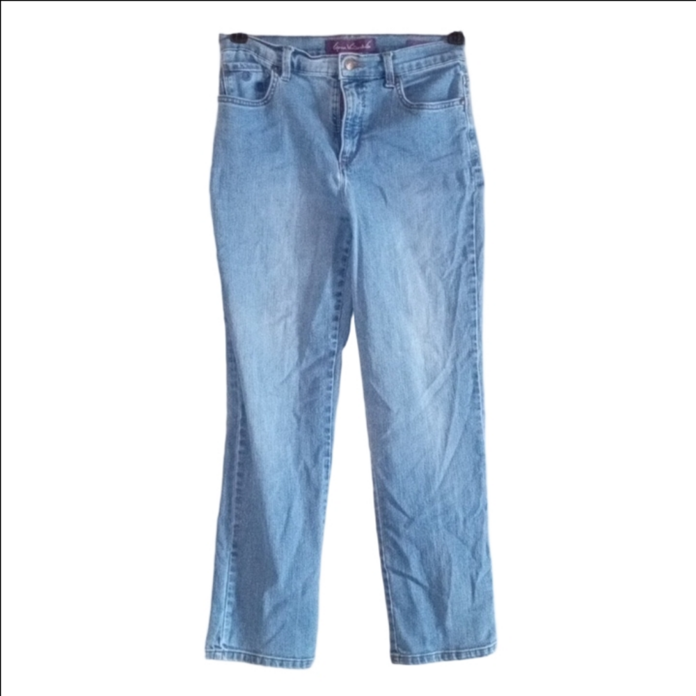 Gloria Vanderbilt Light Blue Straight Leg Jeans